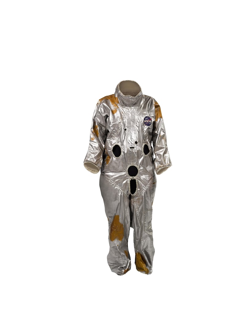 G1C thermal cover layer spacesuit for astronaut Gus Grissom, for the Gemini mission. The suit was made by the David Clark company, circa 1962. Estimate: Dh147,000 to Dh220,000
