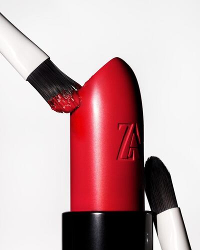 The new Zara Beauty range offers a wide selection of lip colours and finishes, shot by Steven Meisel. Courtesy Zara Beauty