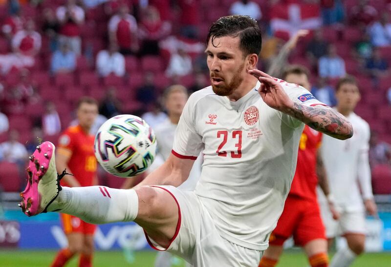 Pierre-Emile Hojbjerg - 7: Not the best of starts with passing radar off-kilter but grew into game, like his teammates. Supposedly rugged central midfielder has a frustrating habit of going down in an overly dramatic fashion after some fairly minor challenges. AP