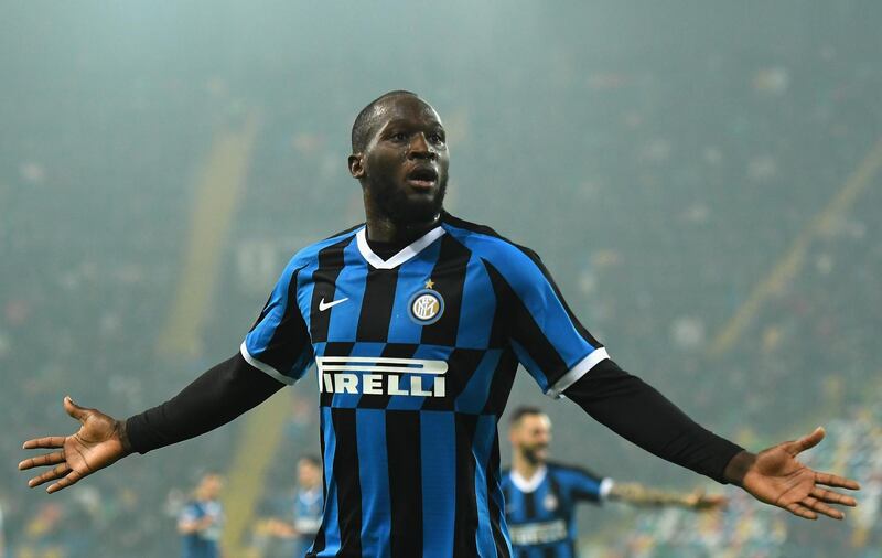 UDINE, ITALY - FEBRUARY 02:  Romelu Lukaku of FC Internazionale  celebrates after scoring the opening goal during the Serie A match between Udinese Calcio and  FC Internazionale at Stadio Friuli on February 2, 2020 in Udine, Italy.  (Photo by Alessandro Sabattini/Getty Images)