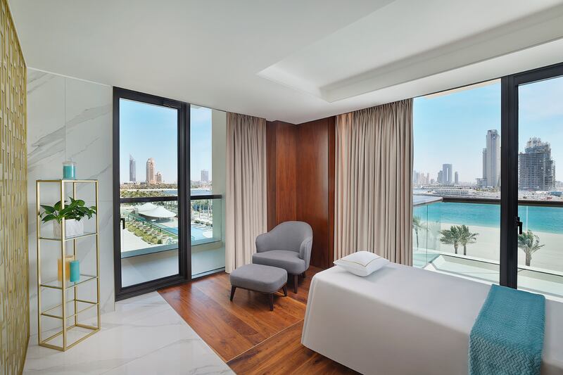 Hilton Dubai Palm Jumeirah is a five-star hotel that more than holds its own against anything else the city has to offer.