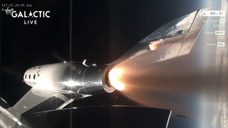 The spaceplane climbed to an apogee of 85.1 kilometers, allowing the crew to experience about four minutes of weightlessness.
