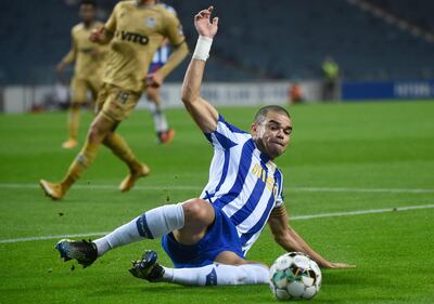 Porto's Portuguese defender Pepe controls the ball during the Portuguese league football match between FC Porto and Boavista FC at the Dragao stadium in Porto on February 13, 2021. / AFP / MIGUEL RIOPA
