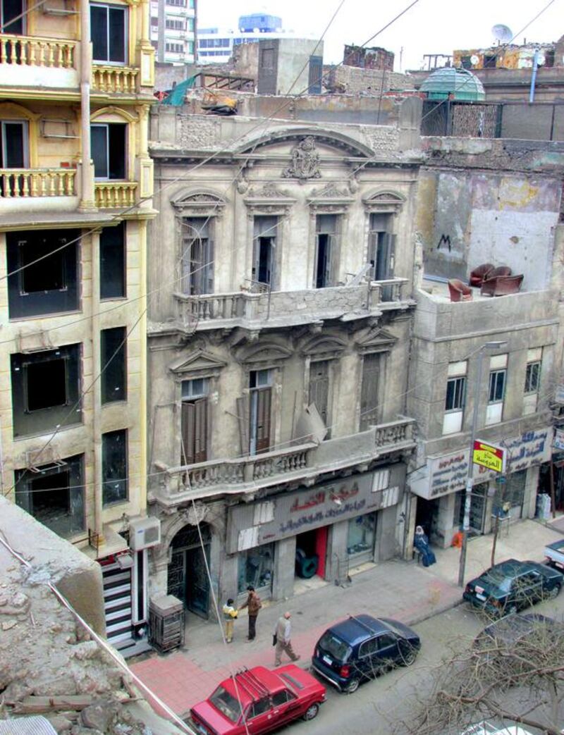 An early work of the Italian architect Antonio Lasciac (1856–1946) on Wesh al-Berka Street (later renamed Naguib Rihani) in Cairo’s Ezbekiya district, is still standing. Lasciac later went on to design iconic masterpieces including the Khedival Building, the Banque Misr headquarters, extensions to Abdeen Palace under King Fouad, and the downtown Cairo Palace of Said Halim Pasha, prime minister of the Ottoman empire when World War I broke out. Photo by Patrick Werr