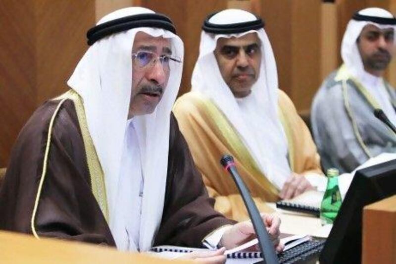 Sultan Al Suwaidi, the UAE´s Central Bank Governor, addresses the FNC.