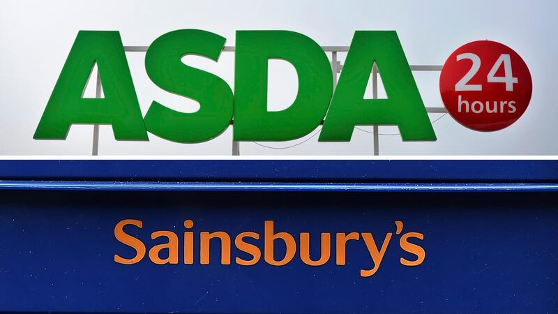 epa06698726 A two-fold composite image made from file images shows logo of an 'Asda' supermarket (top) and a Sainsbury's basket (bottom) in London, Britain, 10 April 2013/10 June 2015 (issued 28 April 2018). According to reports from 28 April 2018, British supermarket chains Asda and Sinsbury's are reported to be in advanced talks for a possible merger.  EPA/FACUNDO ARRIZABALAGA/ANDY RAIN