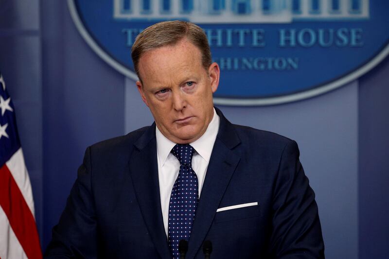 FILE PHOTO:   White House Press Secretary Sean Spicer holds his daily briefing at the White House in Washington, U.S., June 2, 2017.  REUTERS/Jonathan Ernst/File Photo