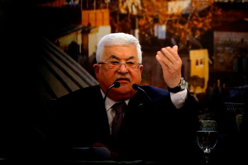 TOPSHOT - Palestinian president Mahmud Abbas gestures as he delivers a speech in the West Bank city of Ramallah on January 28, 2020, following the announcement by US President Donald Trump of the Mideast peace plan.  / AFP / ABBAS MOMANI
