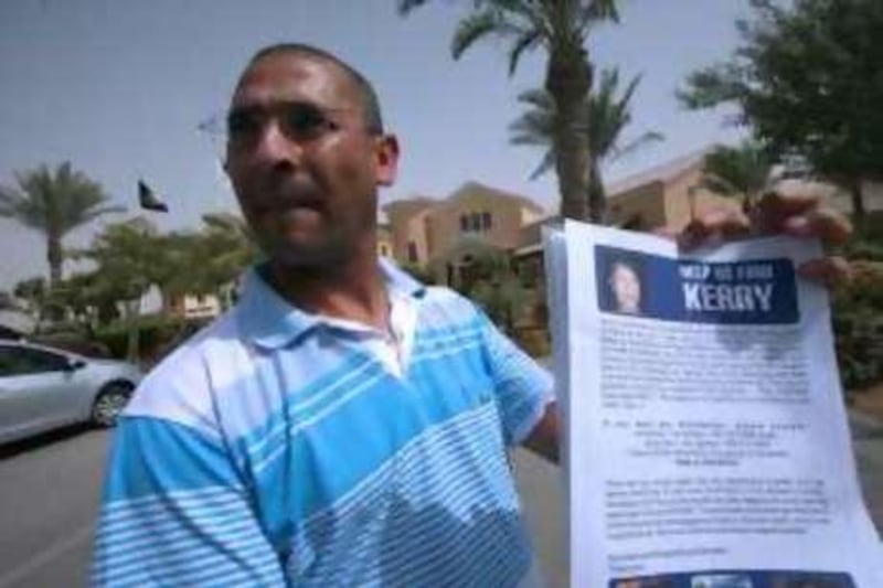 DUBAI-AUGUST 31,2008 - Kurt Winter hold a leaflet of her missing sister Kerry carol Winter at Arabian Ranches,Dubai. ( Paulo Vecina/The National ) *** Local Caption ***  PV missing3.JPG