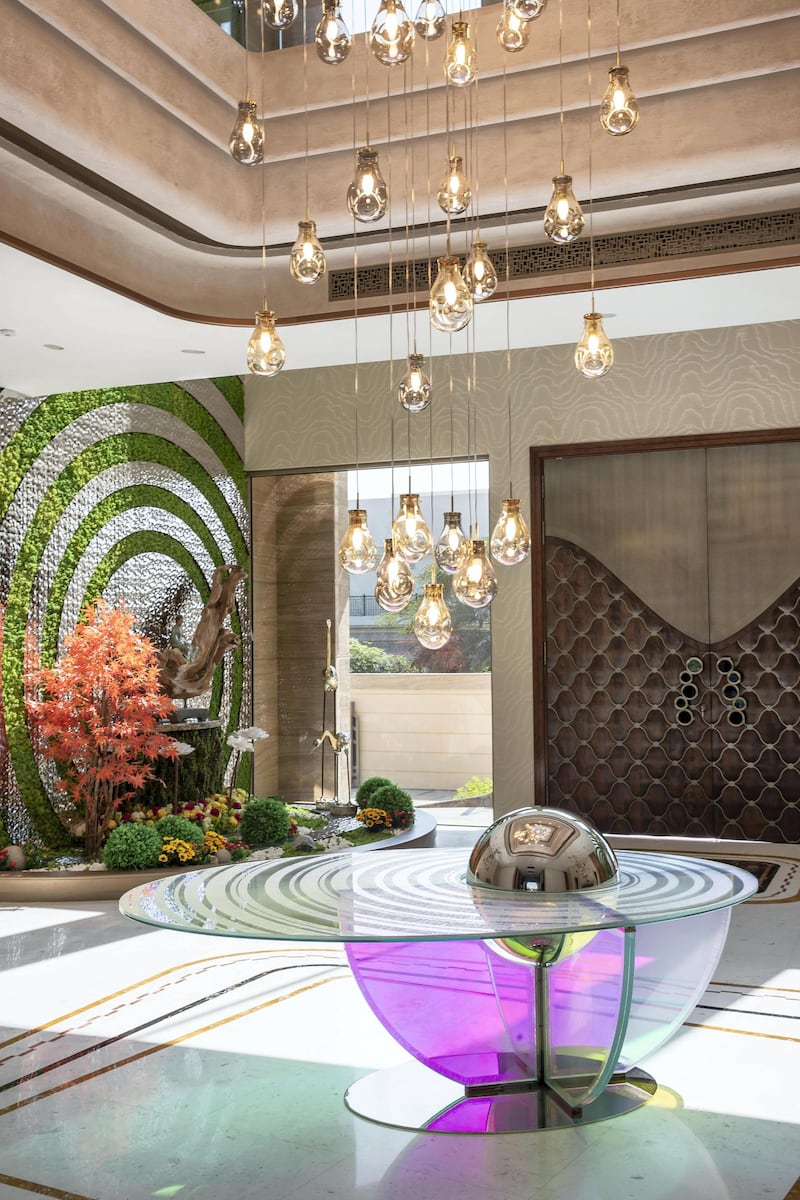 DUBAI UNITED ARAB EMIRATES. 10 NOVEMBER 2020. Manu Jeswani's luxury home in Emirates Hills. (Photo: Antonie Robertson/The National) Journalist: None. Luxury: David.
