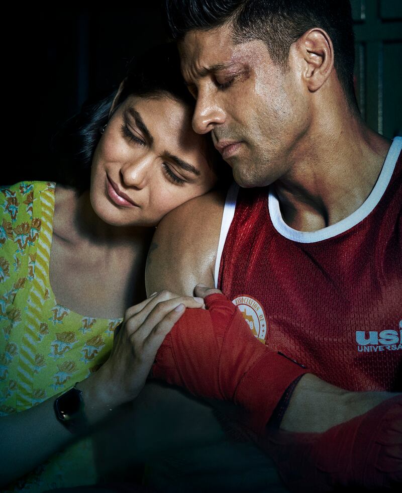 Mrunal Thakur and Farhan Akhtar in 'Toofaan'. Amazon Prime Video