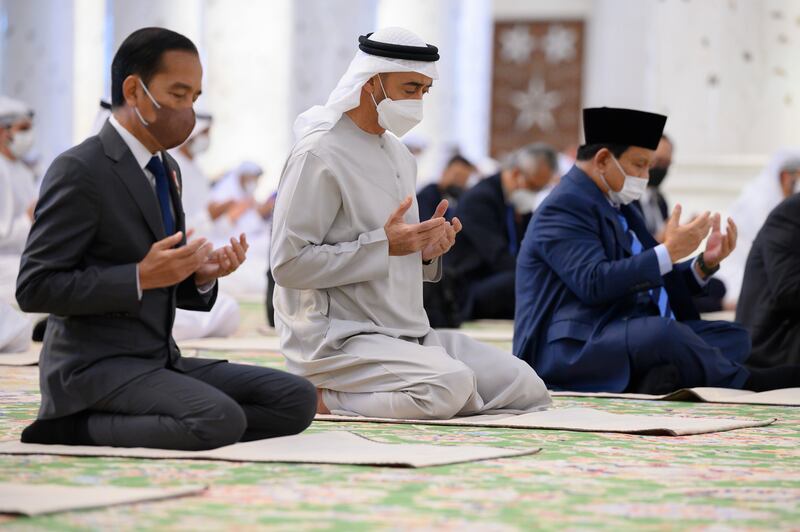 President Sheikh Mohamed attended Friday prayers with Indonesian President Joko Widodo at the Sheikh Zayed Grand Mosque. All photos: Ministry of Presidential Affairs 