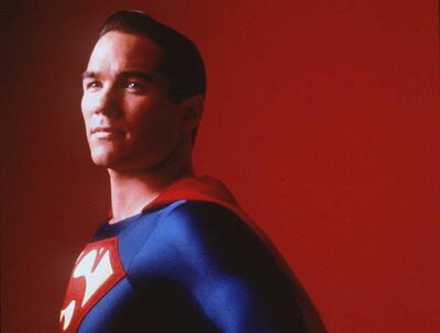 382158 03: 1996 DEAN CAIN IN LOIS AND CLARK: THE NEW ADVENTURES OF SUPERMAN