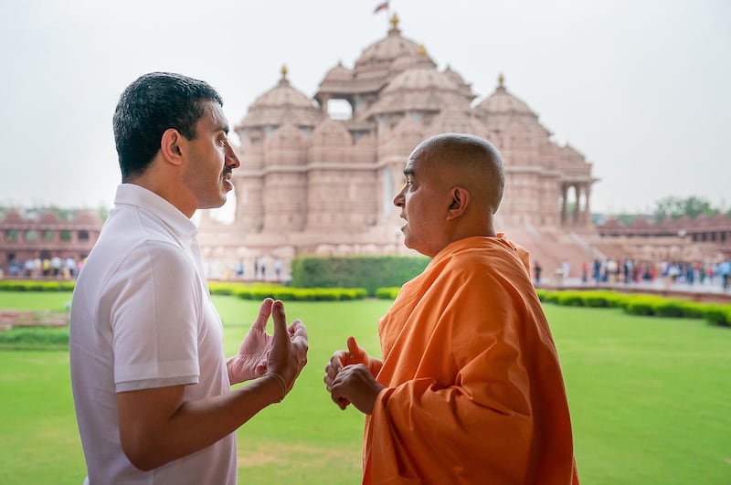 His Highness Sheikh Abdullah bin Zayed Al Nahyan, Minister of Foreign Affairs and International Cooperation, visited the temple of Akshardham in the Indian capital New Delhi as part of his official visit to the Republic of India. MOFAAIC / Wam
