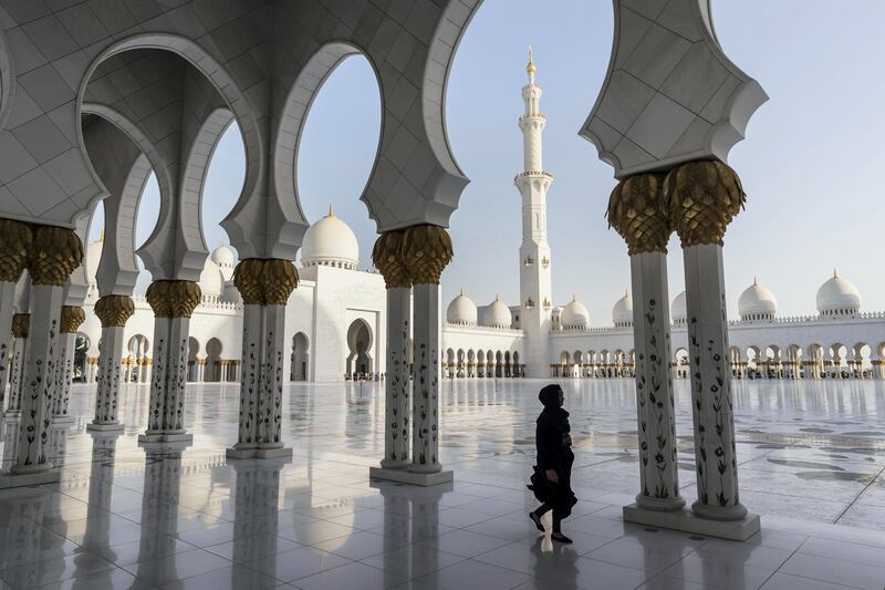 ABU DHABI, UNITED ARAB EMIRATES. 04 DECEMBER 2017. SHORTHAND piece on the anniversary of the Sheikh Zayed Grand Mosque in Abu Dhabi. Exterior view of the mosque. Constructed between 1996 to 2007 it was designed by Syrian architect Yousef Abdelky. The building complex measures approximately 290m by 420m and covers an area of more than 12 hectares. (Photo: Antonie Robertson/The National) Journalist: John Dennehy. Section: SHORTHAND.