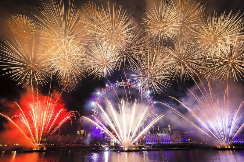 LONDON, UNITED KINGDOM - JANUARY 01: Fireworks light up the sky above the London Eye during the new year celebrations in London, United Kingdom on January 01, 2020.  (Photo by Vickie Flores/Anadolu Agency via Getty Images)