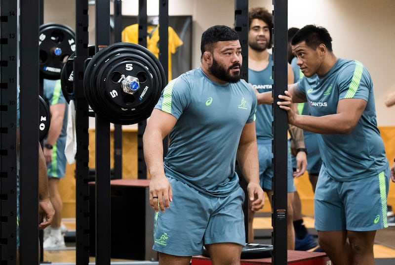 Australia's hooker Silatolu Latu takes part in a gym training session in Odawara on October 15, 2019, during the Japan 2019 Rugby World Cup. / AFP / Odd ANDERSEN
