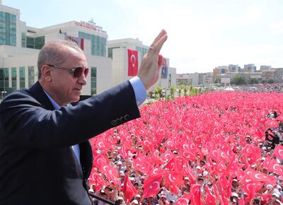 Turkish President TayyipÊErdoganÊgreets his supporters during an opening ceremony in Istanbul, Turkey, June 18, 2019. Kayhan Ozer/Presidential Press Office/Handout via REUTERS ATTENTION EDITORS - THIS PICTURE WAS PROVIDED BY A THIRD PARTY. NO RESALES. NO ARCHIVE