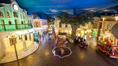 KidZania offers special pricing for a limited time during Weekday Mania. KidZania