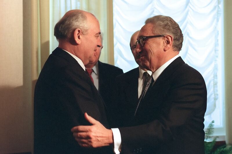 Gorbachev meets former US secretary of state Henry Kissinger in Moscow in May 1992. AFP