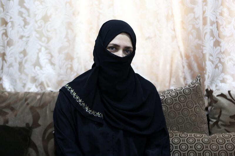 SHARJAH , UNITED ARAB EMIRATES - JULY 7 : Abdel Mawla Shoka from Syria at her home in Sharjah.  ( Pawan Singh / The National ) 