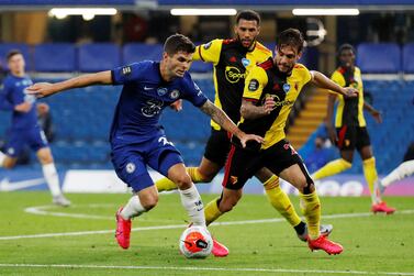 Soccer Football - Premier League - Chelsea v Watford - Stamford Bridge, London, Britain - July 4, 2020 Watford's Kiko Femenia and Etienne Capoue in action with Chelsea's Christian Pulisic, as play resumes behind closed doors following the outbreak of the coronavirus disease (COVID-19) REUTERS / Matthew Childs / Pool EDITORIAL USE ONLY. No use with unauthorized audio, video, data, fixture lists, club/league logos or "live" services. Online in-match use limited to 75 images, no video emulation. No use in betting, games or single club/league/player publications. Please contact your account representative for further details.