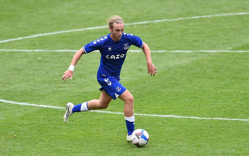 BLACKPOOL, ENGLAND - AUGUST 22: Tom Davies of Everton in action during the pre-season friendly match between Blackpool and Everton at Bloomfield Road on August 22, 2020 in Blackpool, England. (Photo by Nathan Stirk/Getty Images)