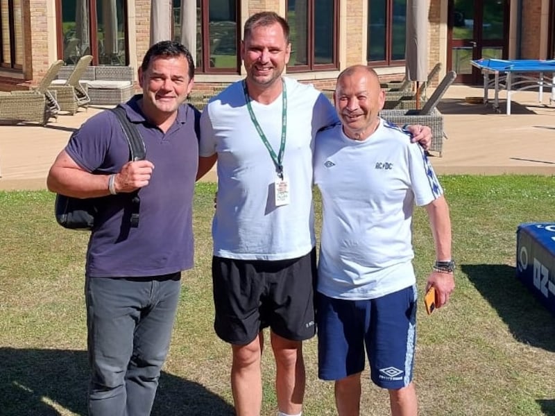 Dubai Hurricanes coach Rocky Truter meets former England captain Will Carling, left, and coach Eddie Jones during a stint at the training camp. Photo: Rocky Truter