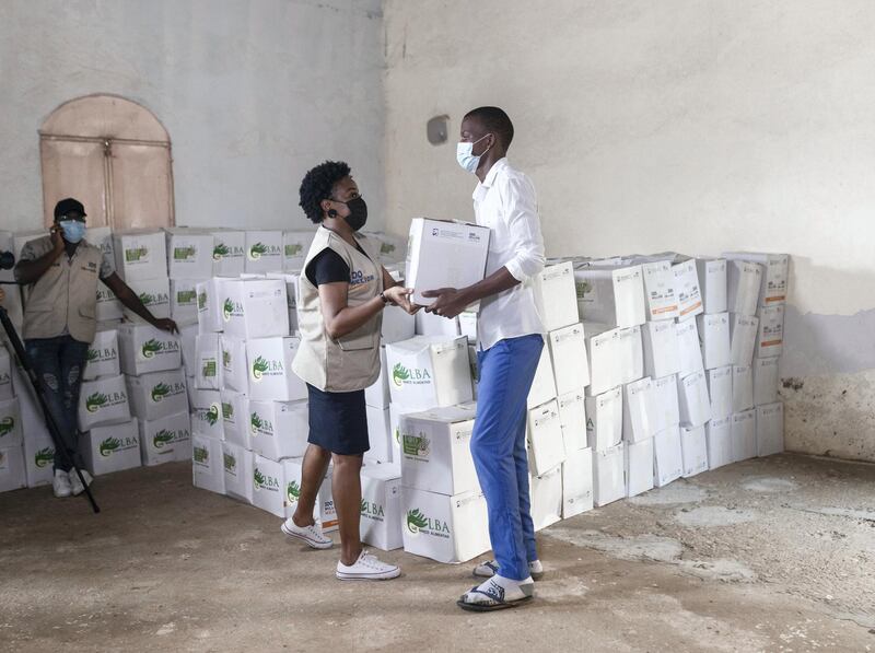 Distribution of food parcels has begun in Angola, as part of the African countries targeted by the ‘100 Million Meals’ campaign that aims to provide food aid for disadvantaged communities in 30 countries. 
The campaign’s organizer, Mohammed bin Rashid Al Maktoum Global Initiatives (MBRGI), is collaborating with local food banks and charities in the three beneficiary countries to ensure swift and integrated food distribution to those in need. 
