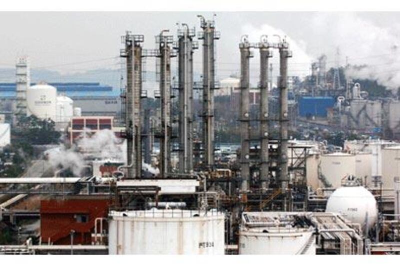 Takreer has awarded several large contracts for the Ruwais refinery expansion to South Korean contractors.