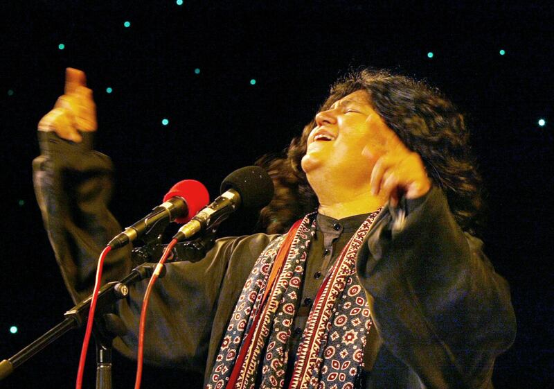 Parveen sings at a concert at Sheikh Rashid auditorium in Dubai, 2004. Reuters
