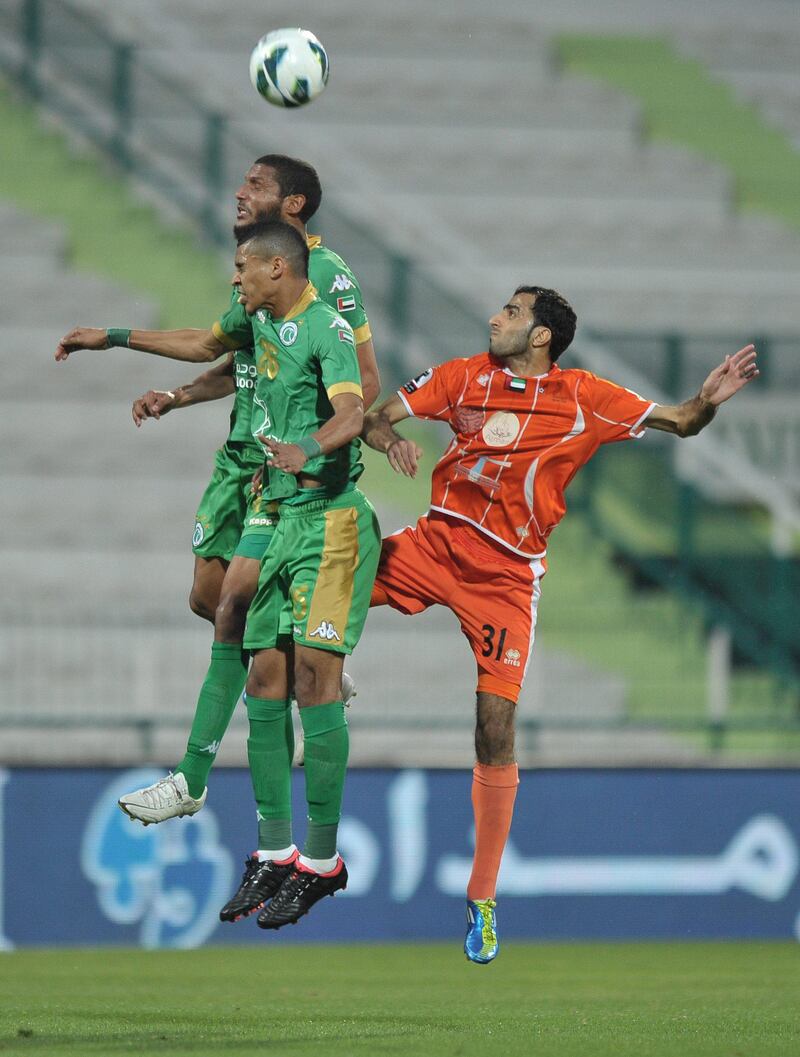 Semi-Final Pro League football match between Al Shabab (green) v Ajman (orange) at Shabab's Maktoum Bin Rashid Al Maktoum Stadium on 25.03.2013. Ashraf Umrah / Al Ittihad


 




 