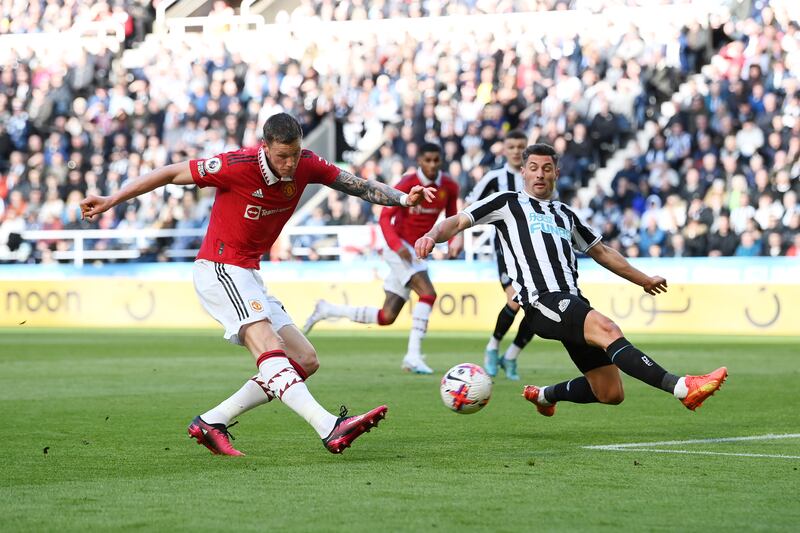 Wout Weghorst 4: Not always his fault, but his team couldn’t get him into the match. Didn’t touch the ball in the first ten minutes as Newcastle started on the front foot, then shot into the side netting. Fewest touches of any starting player. A goalscorer who doesn’t score goals. Getty

