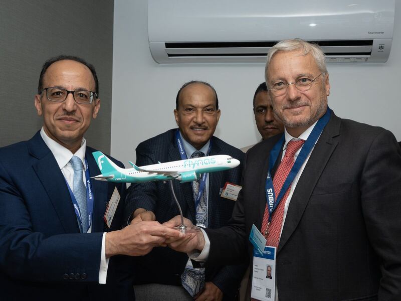 Flynas chief executive Bander Al Mohanna (left) and Airbus chief commercial officer Christian Scherer (right) firm up an order for 30 more A320neo family aircraft. Photo: Flynas