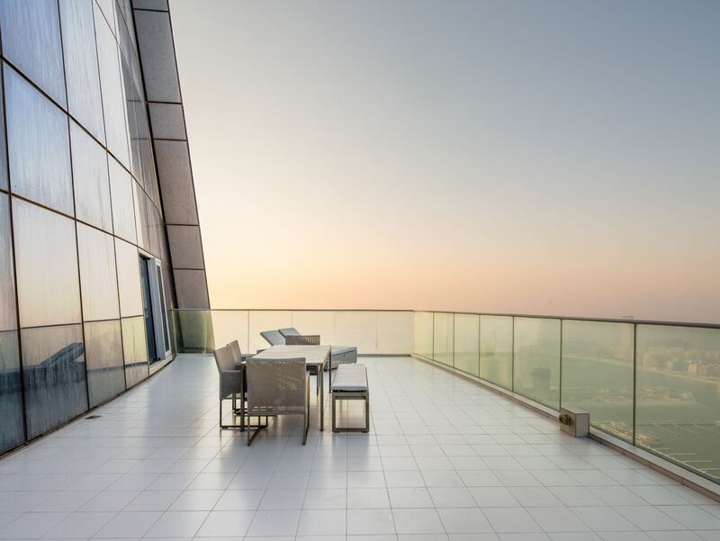 This Damac Heights penthouse comes with an incredible view. Courtesy Luxhabitat Sotheby's International Realty
