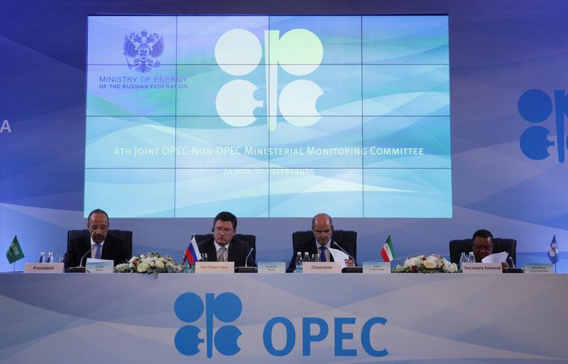 Saudi Arabian Energy Minister Khalid al-Falih, Russian Energy Minister Alexander Novak, Kuwaiti Oil Minister Essam al-Marzouq and OPEC Secretary General Mohammad Barkindo attend a meeting of the 4th OPEC-Non-OPEC Ministerial Monitoring Committee in St. Petersburg, Russia July 24, 2017. REUTERS/Anton Vaganov