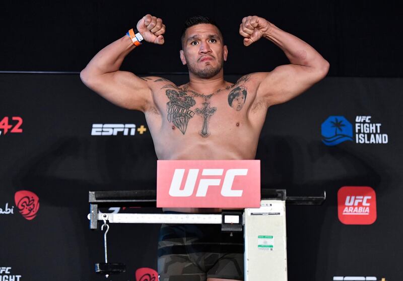 ABU DHABI, UNITED ARAB EMIRATES - JANUARY 19: Ike Villanueva poses on the scale during the UFC weigh-in at Etihad Arena on UFC Fight Island on January 19, 2021 in Abu Dhabi, United Arab Emirates. (Photo by Jeff Bottari/Zuffa LLC) *** Local Caption *** ABU DHABI, UNITED ARAB EMIRATES - JANUARY 19: Ike Villanueva poses on the scale during the UFC weigh-in at Etihad Arena on UFC Fight Island on January 19, 2021 in Abu Dhabi, United Arab Emirates. (Photo by Jeff Bottari/Zuffa LLC)