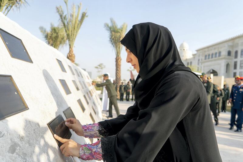 MAHWI, UNITED ARAB EMIRATES - September 04, 2019: HE Reem Ibrahim Al Hashimi, UAE Minister of State for International Cooperation, places a memorial plaque during the inauguration of the Presidential Guard Martyrs Park, at Mahwi Military Camp.

( Rashed Al Mansoori / Ministry of Presidential Affairs )
---