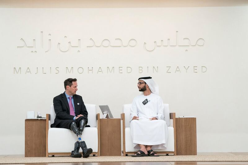 ABU DHABI, UNITED ARAB EMIRATES - May 28, 2018: Professor Hugh Herr (L) delivers a lecture titled ‘The New Era of Extreme Bionics’, at Majlis Mohamed bin Zayed.
 ( Mohamed Al Hammadi / Crown Prince Court - Abu Dhabi )
---