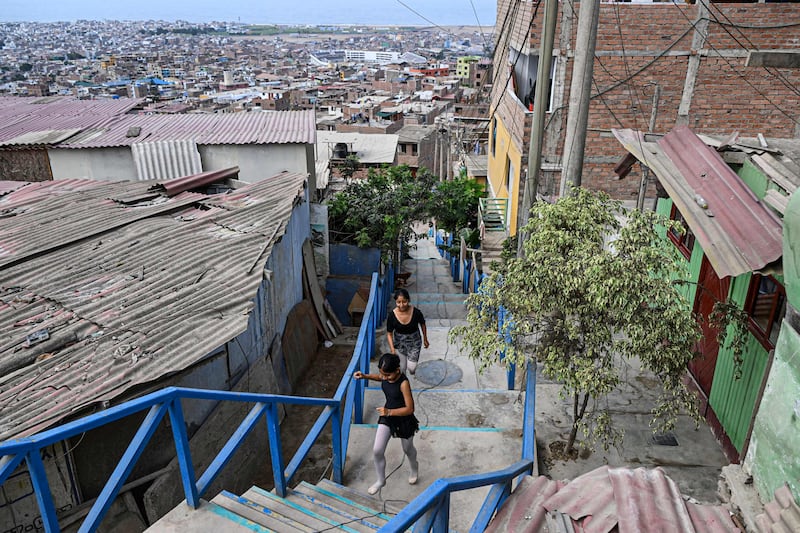 There are many stairs for the students to climb, zig-zagging up the hills above Chorrillos