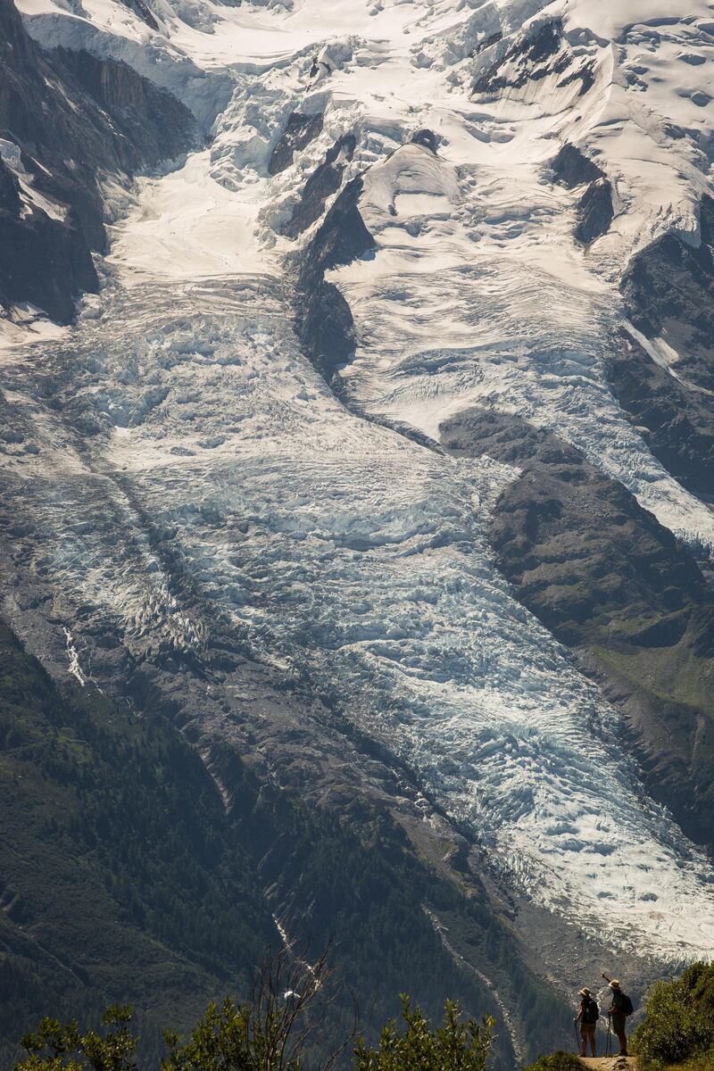 A spectacular view of a glacier on the Tour du Mont Blanc. Courtesy Stuart Butler