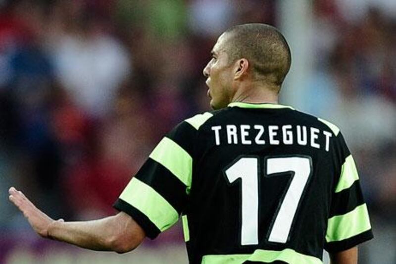 David Trezeguet flew out of the UAE on Tuesday after concluding negotiations with Baniyas on a one-year deal.