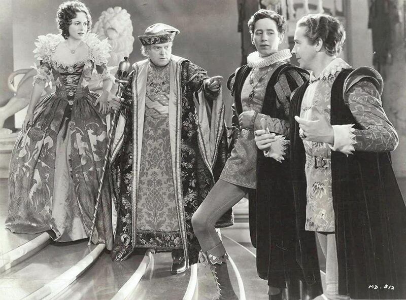 Olivia de Havilland, Ross Alexander, Grant Mitchell, and Dick Powell in A Midsummer Night's Dream (1935) IMDb