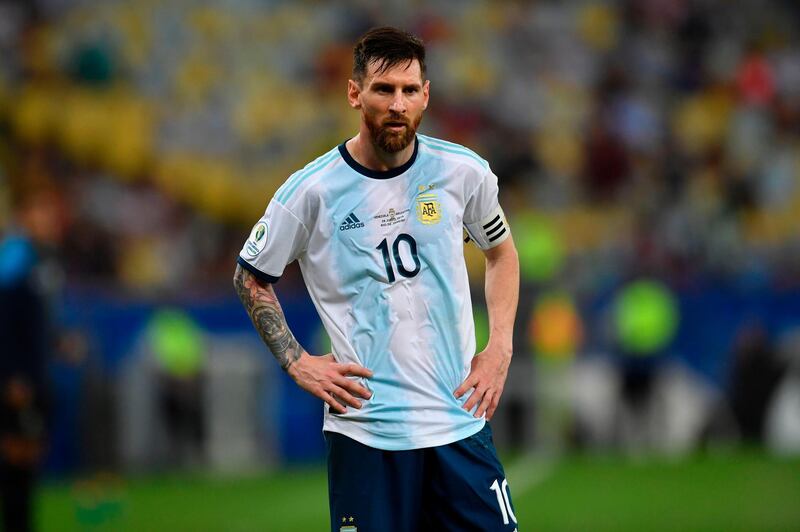 TOPSHOT - Argentina's Lionel Messi is pictured during the Copa America football tournament quarter-final match against Venezuela at Maracana Stadium in Rio de Janeiro, Brazil, on June 28, 2019. / AFP / Pedro UGARTE
