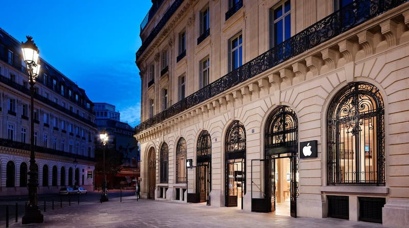 The Apple Opera store in Paris. Courtesy Apple