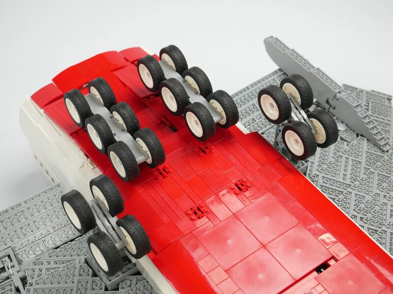 In terms of propulsion, the jet engines are powered by four lego "power functions" motors and the flaps are powered by a single Lego "powered up" XL motor at the base of each wing.