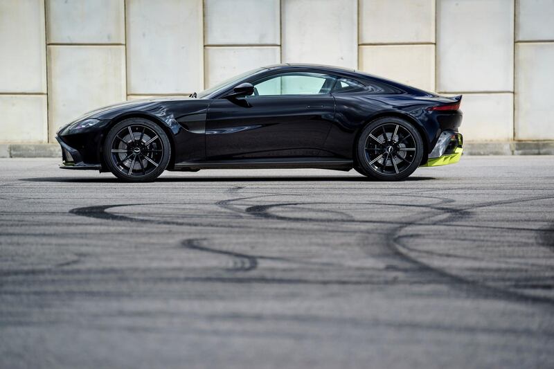 Compared to the previous Vantage, it has a longer wheelbase, which pushes the wheels nearer to the car’s four corners. Aston Martin