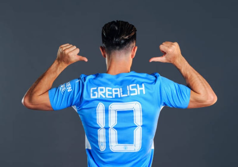 Manchester City's Jack Grealish with the No10 jersey.