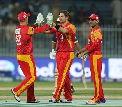 Sharjah, 15, February, 2017:  Shane Watson (C) OF Islamabad United celebrates after dismissing  Asad Shafiq of Quetta Gladiators during the Pakistan Super League match  at the Sharjah Cricket Stadium in Sharjah . ( Satish Kumar / The National ) 
ID No: 51575
Section: Sports
Reporter: Paul Radley *** Local Caption ***  SK-PSL-15022017-05.jpg