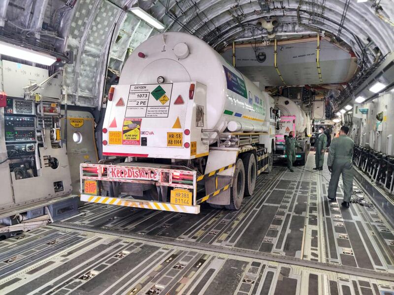 IAF C-17 airlifted 6 Cryogenic oxygen containers from Dubai Airports & landed at the Panagarh Air Base this evening. Within the country, Oxygen containers were airlifted from Jaipur to Jamnagar Air base. Indian Air Force twitter